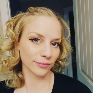 Meet your Posher, Tracy